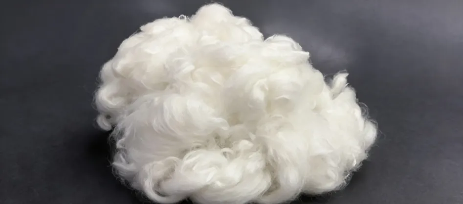 Pagkakaiba sa pagitan ng Polyester Fiber at Ball Fiber